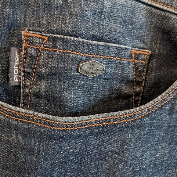 Pionier Marc Medium Stone Wash Straight Leg Jeans Size W40/L34 - Picture 3 of 7